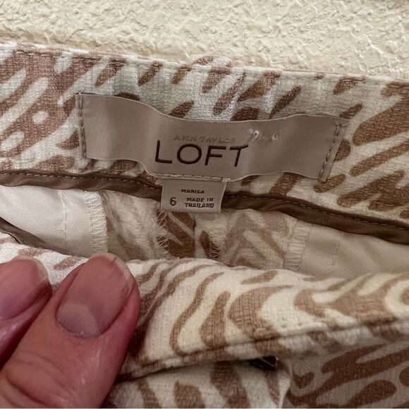 Loft Straight Leg Slacks (Size 6) - Picture 4 of 5